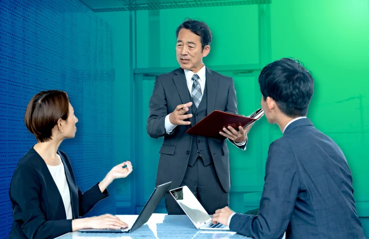 Ảnh nhân sự lãng phí thời gian